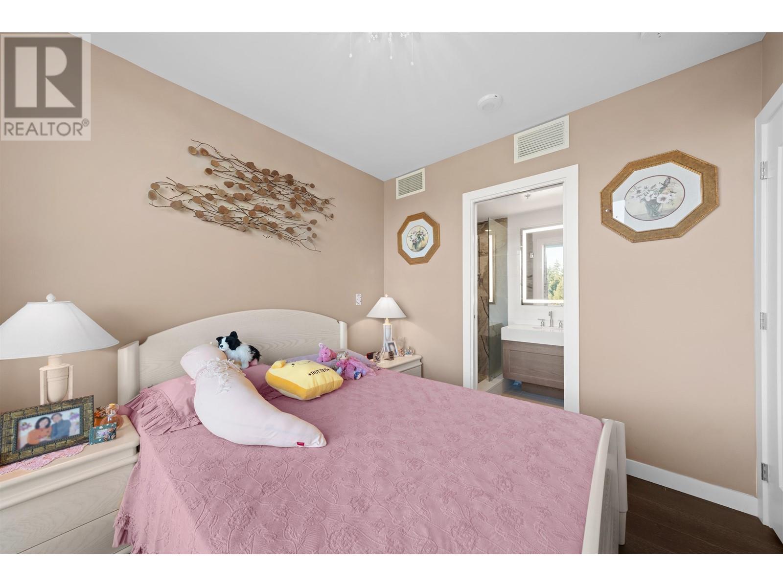 Listing Picture 15 of 28 : 1905 5629 BIRNEY AVENUE, Vancouver / 溫哥華 - 魯藝地產 Yvonne Lu Group - MLS Medallion Club Member