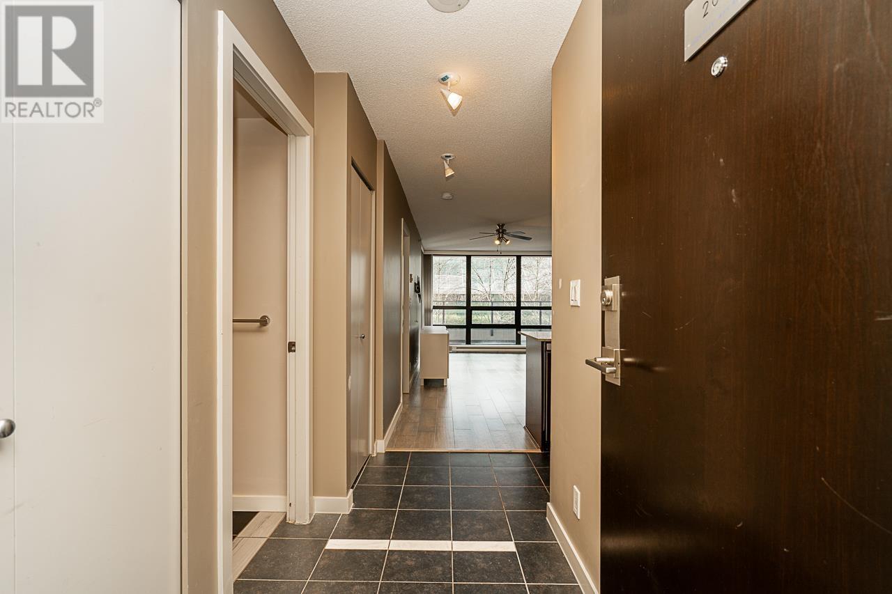 203 933 Hornby Street, Vancouver, British Columbia  V6Z 3G4 - Photo 6 - R2968072