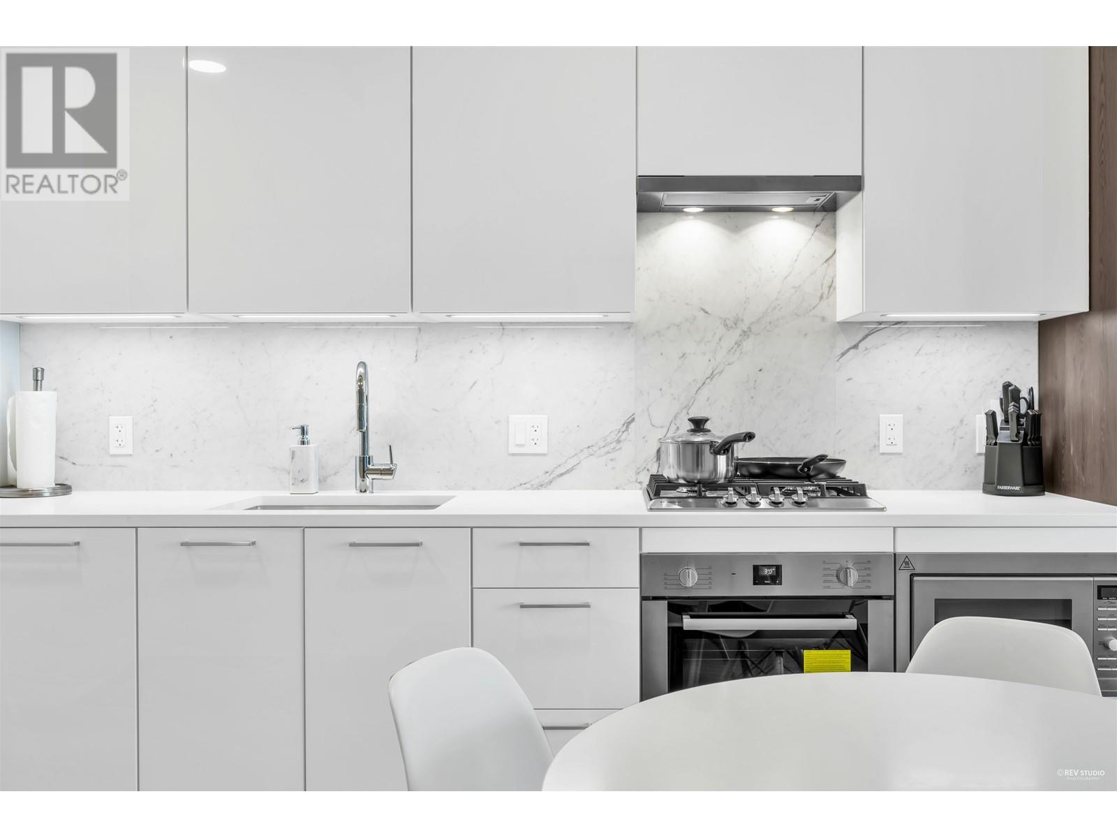Listing Picture 8 of 16 : 3605 4458 BERESFORD STREET, Burnaby / 本拿比 - 魯藝地產 Yvonne Lu Group - MLS Medallion Club Member