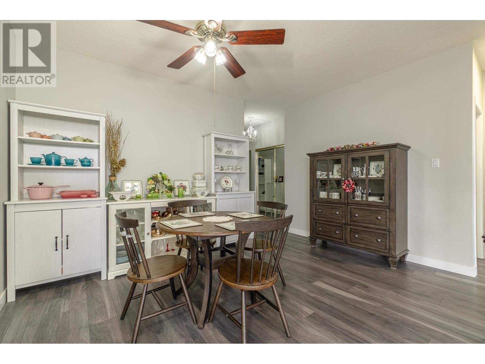 Listing Picture 7 of 23 : 2201 6888 STATION HILL DRIVE, Burnaby / 本拿比 - 魯藝地產 Yvonne Lu Group - MLS Medallion Club Member