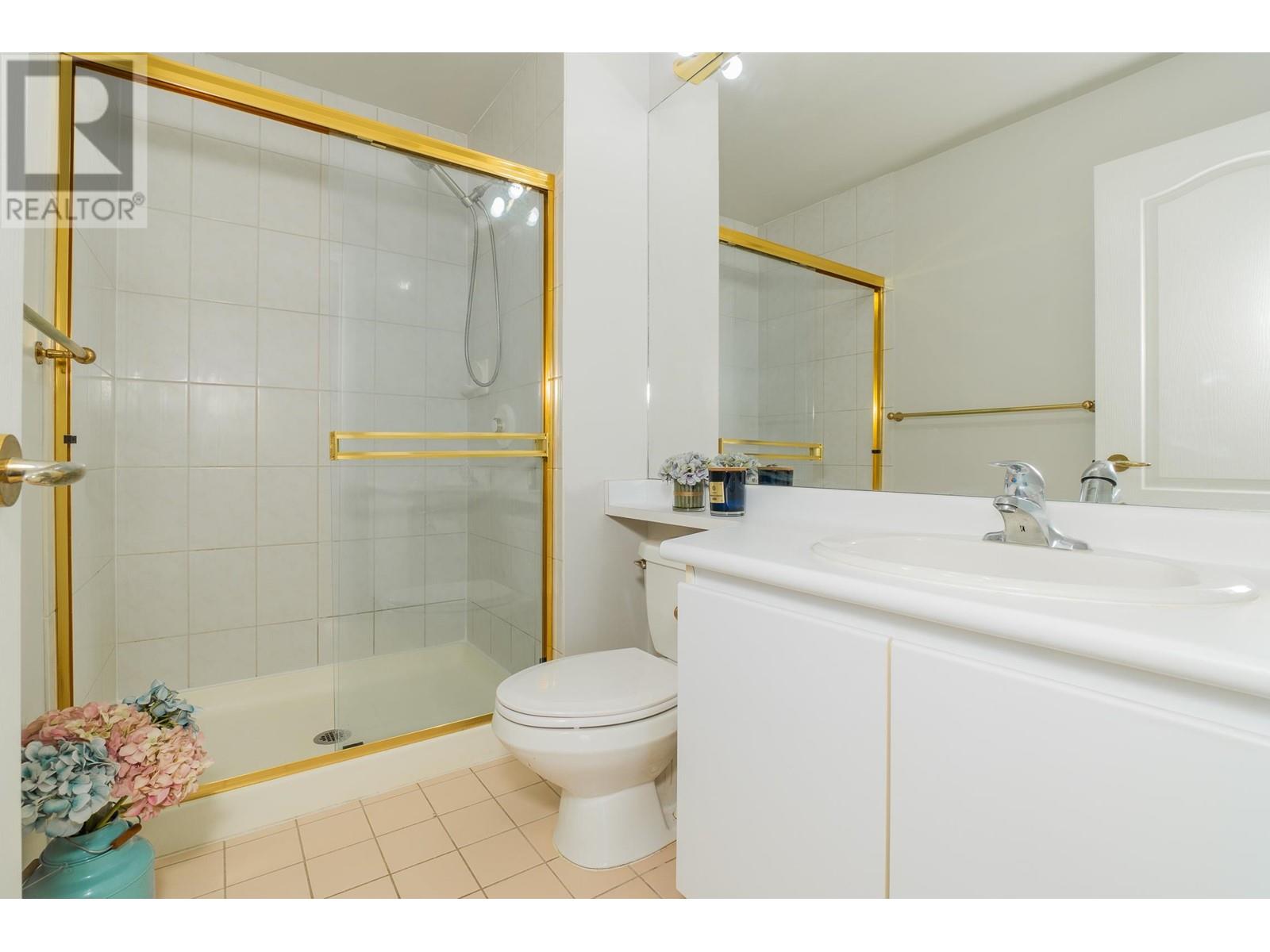 Listing Picture 17 of 23 : 2201 6888 STATION HILL DRIVE, Burnaby / 本拿比 - 魯藝地產 Yvonne Lu Group - MLS Medallion Club Member