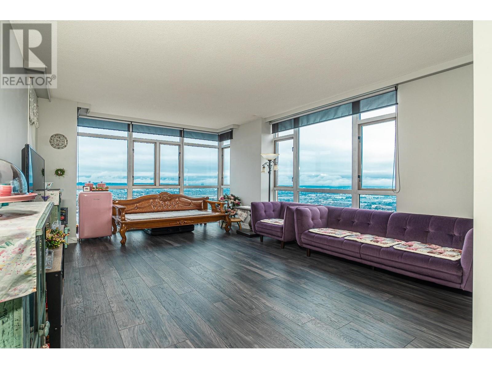 Listing Picture 10 of 23 : 2201 6888 STATION HILL DRIVE, Burnaby / 本拿比 - 魯藝地產 Yvonne Lu Group - MLS Medallion Club Member