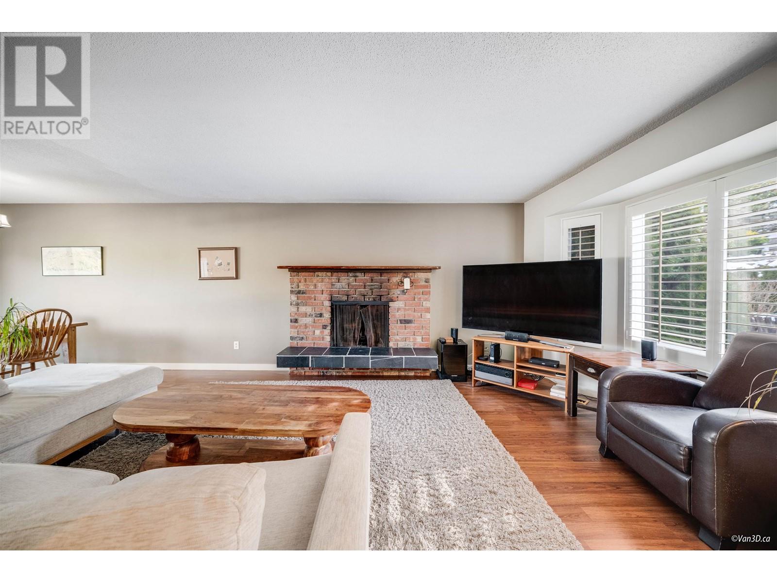 6387 Chatham Street, West Vancouver, British Columbia  V7W 2E1 - Photo 9 - R2968031