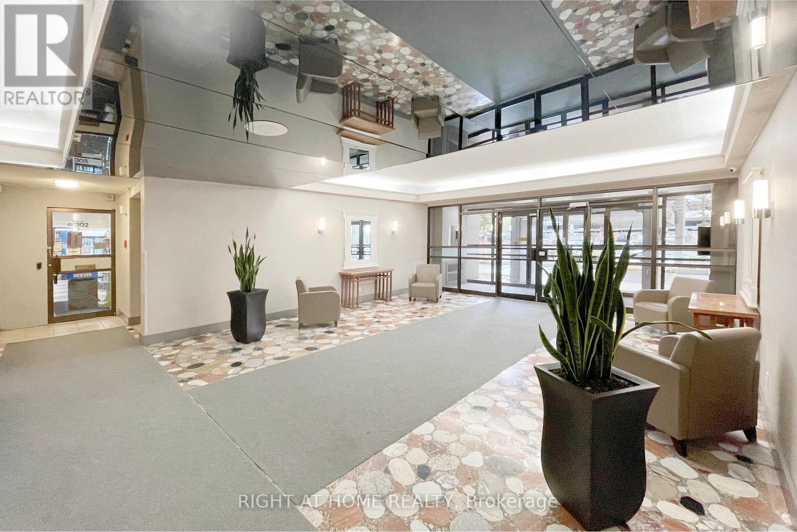 Property at 1705 - 1785 FROBISHER LANE image 4