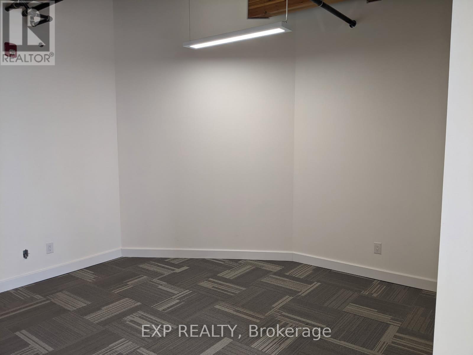 201 - 46 Queen Street S, Mississauga, Ontario  L5M 1K4 - Photo 8 - W11975311