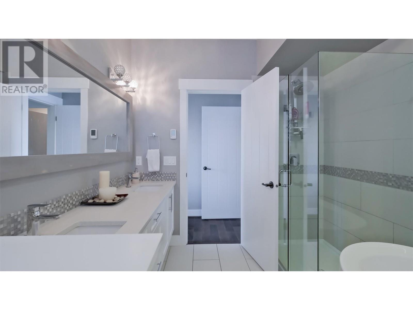 1750 Capistrano Peaks Crescent, Kelowna, British Columbia  V1V 2Z3 - Photo 24 - 10335160