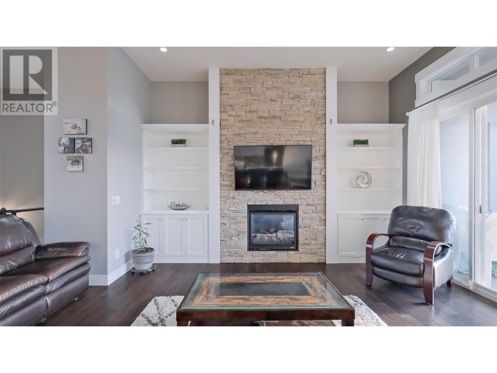 1750 Capistrano Peaks Crescent, Kelowna, British Columbia  V1V 2Z3 - Photo 3 - 10335160