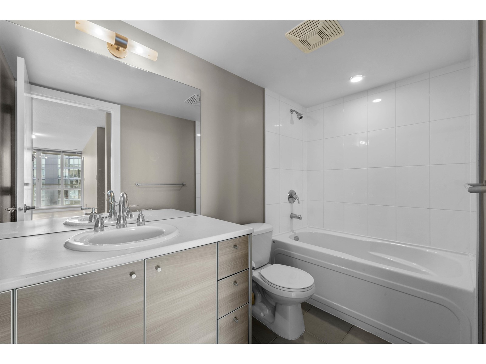 1604 13688 100 Avenue, Surrey, British Columbia  V3T 0G5 - Photo 25 - R2967859