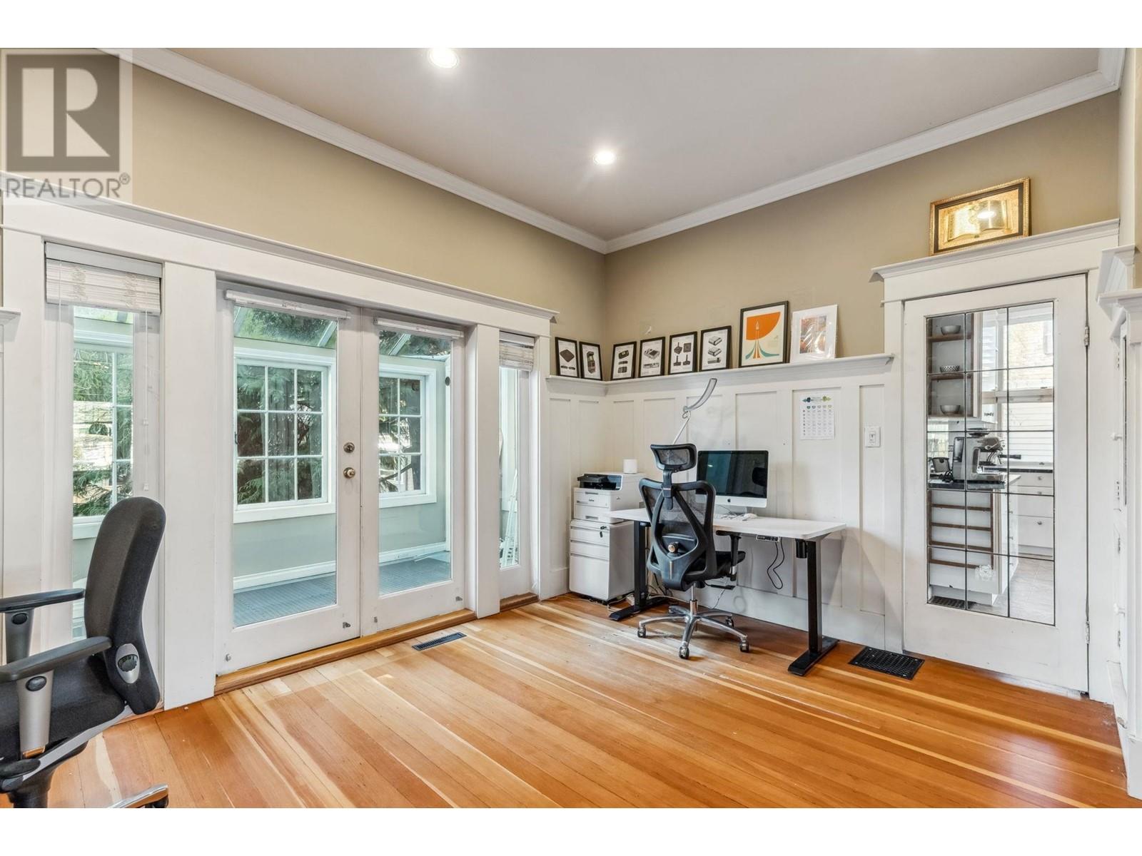 Listing Picture 16 of 37 : 2656-2658 W 3RD AVENUE, Vancouver / 溫哥華 - 魯藝地產 Yvonne Lu Group - MLS Medallion Club Member