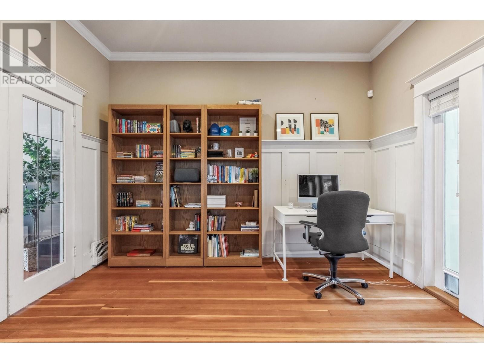 Listing Picture 17 of 37 : 2656-2658 W 3RD AVENUE, Vancouver / 溫哥華 - 魯藝地產 Yvonne Lu Group - MLS Medallion Club Member