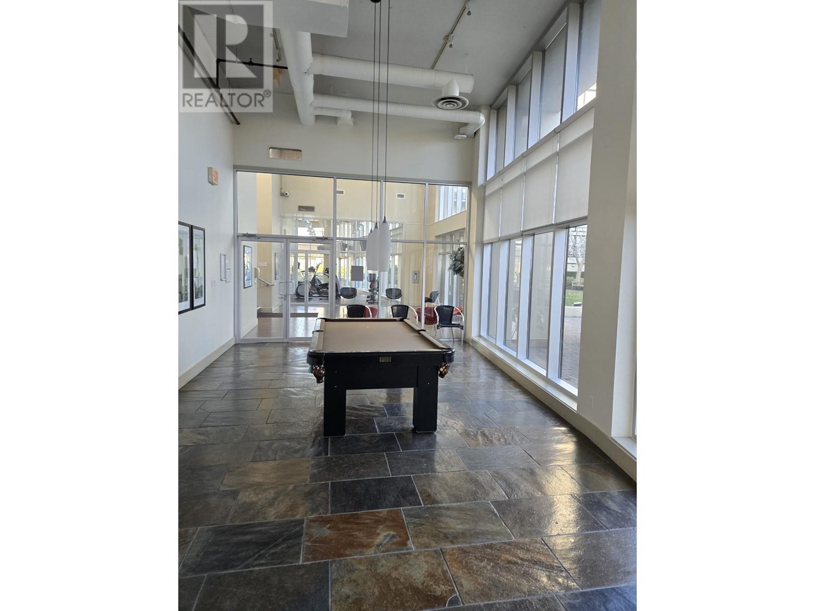 Listing Picture 13 of 21 : 1706 9188 HEMLOCK DRIVE, Richmond / 烈治文 - 魯藝地產 Yvonne Lu Group - MLS Medallion Club Member