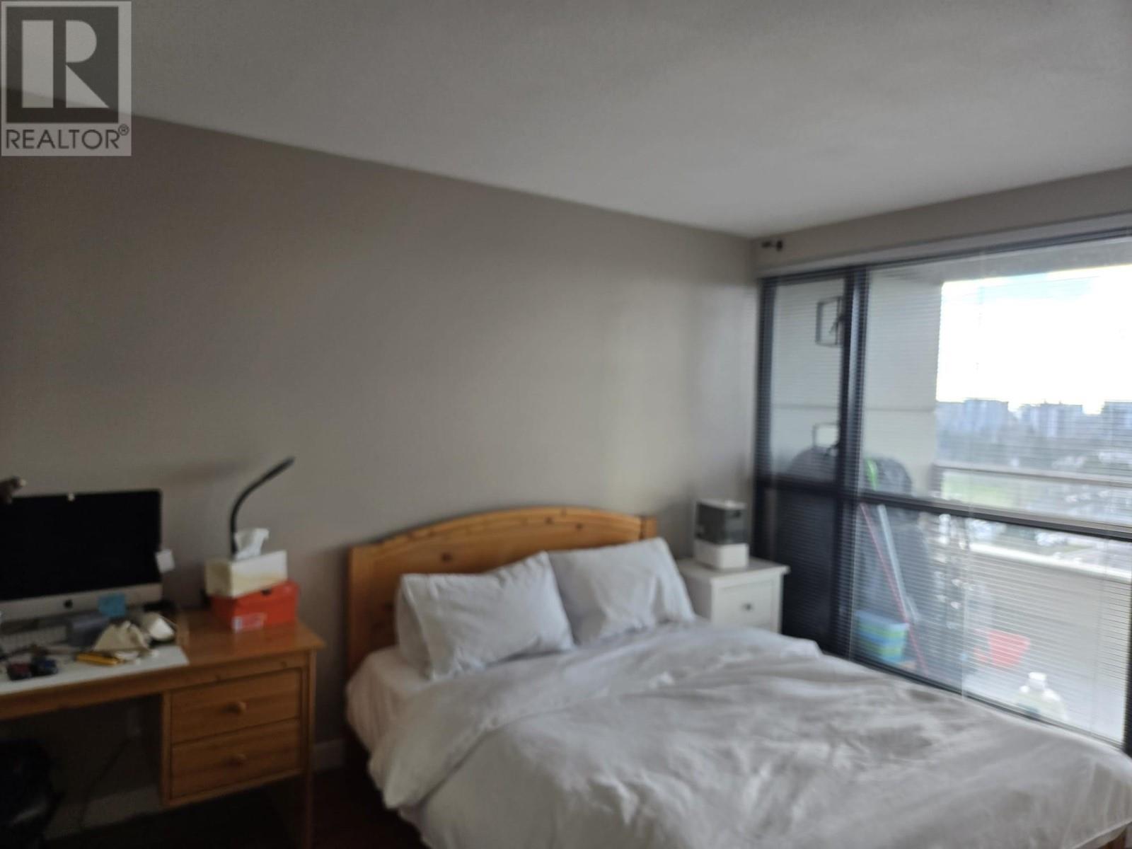 Listing Picture 5 of 21 : 1706 9188 HEMLOCK DRIVE, Richmond / 烈治文 - 魯藝地產 Yvonne Lu Group - MLS Medallion Club Member