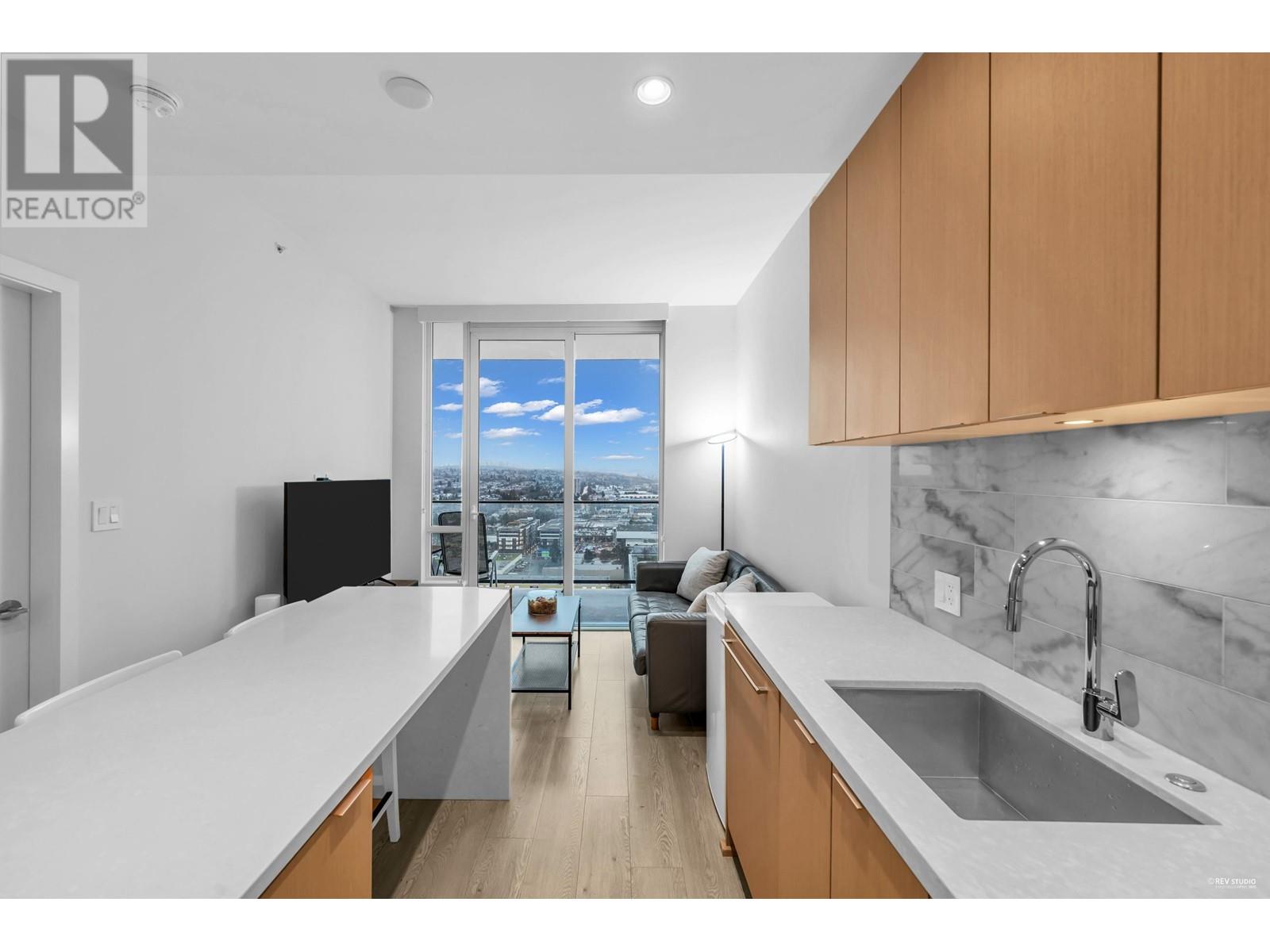 Listing Picture 11 of 38 : 3006 8189 CAMBIE STREET, Vancouver / 溫哥華 - 魯藝地產 Yvonne Lu Group - MLS Medallion Club Member