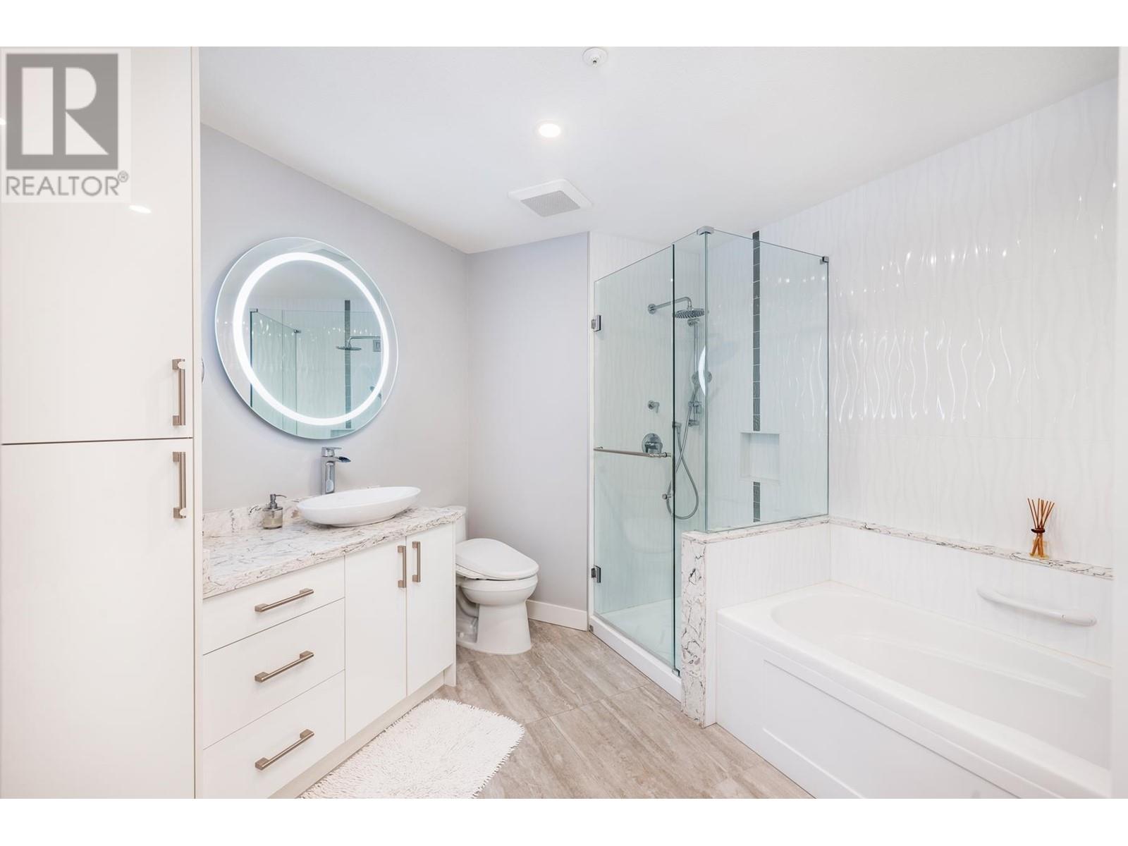 Listing Picture 11 of 22 : 131 5835 HAMPTON PLACE, Vancouver / 溫哥華 - 魯藝地產 Yvonne Lu Group - MLS Medallion Club Member