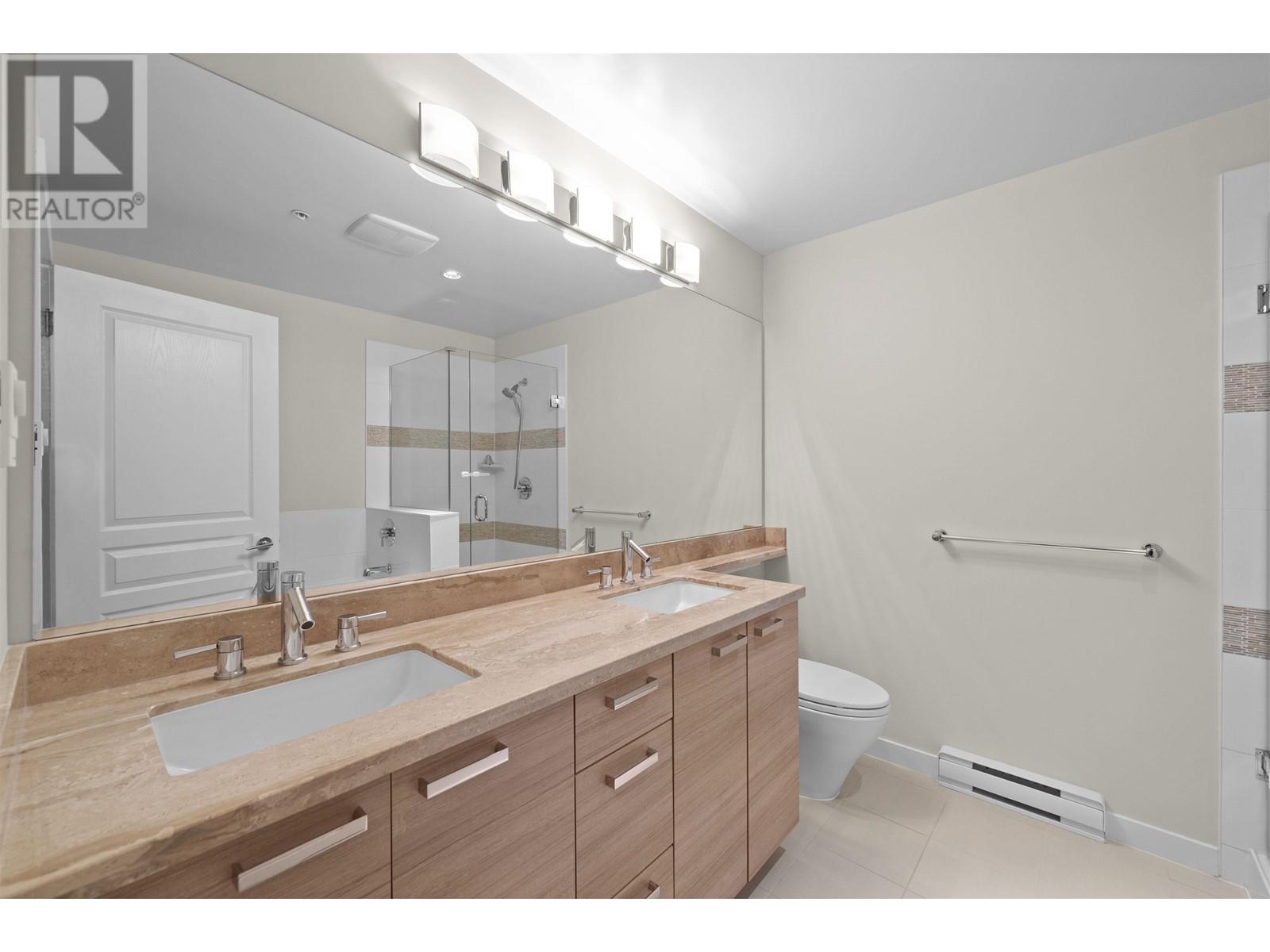 Listing Picture 20 of 31 : 219 9388 MCKIM WAY, Richmond / 烈治文 - 魯藝地產 Yvonne Lu Group - MLS Medallion Club Member