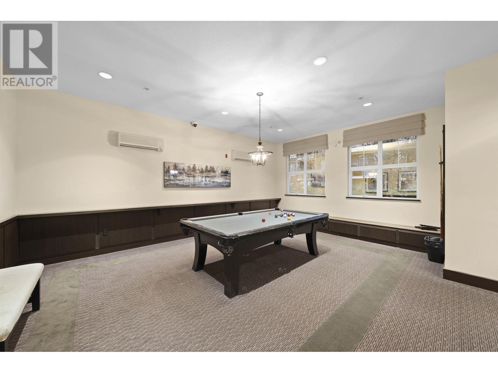 Listing Picture 27 of 31 : 219 9388 MCKIM WAY, Richmond / 烈治文 - 魯藝地產 Yvonne Lu Group - MLS Medallion Club Member