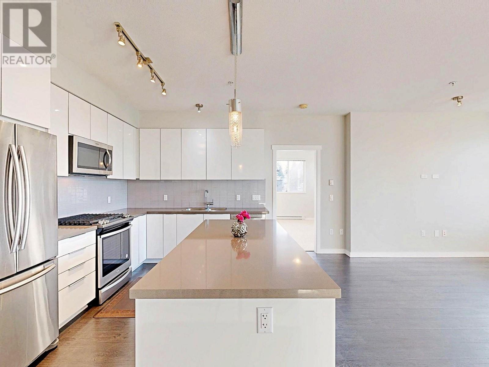 501 609 Cottonwood Avenue, Coquitlam, British Columbia  V3J 0H2 - Photo 5 - R2968106