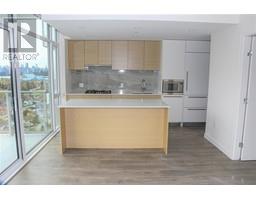 1702 200 KLAHANIE COURT, West Vancouver, British Columbia