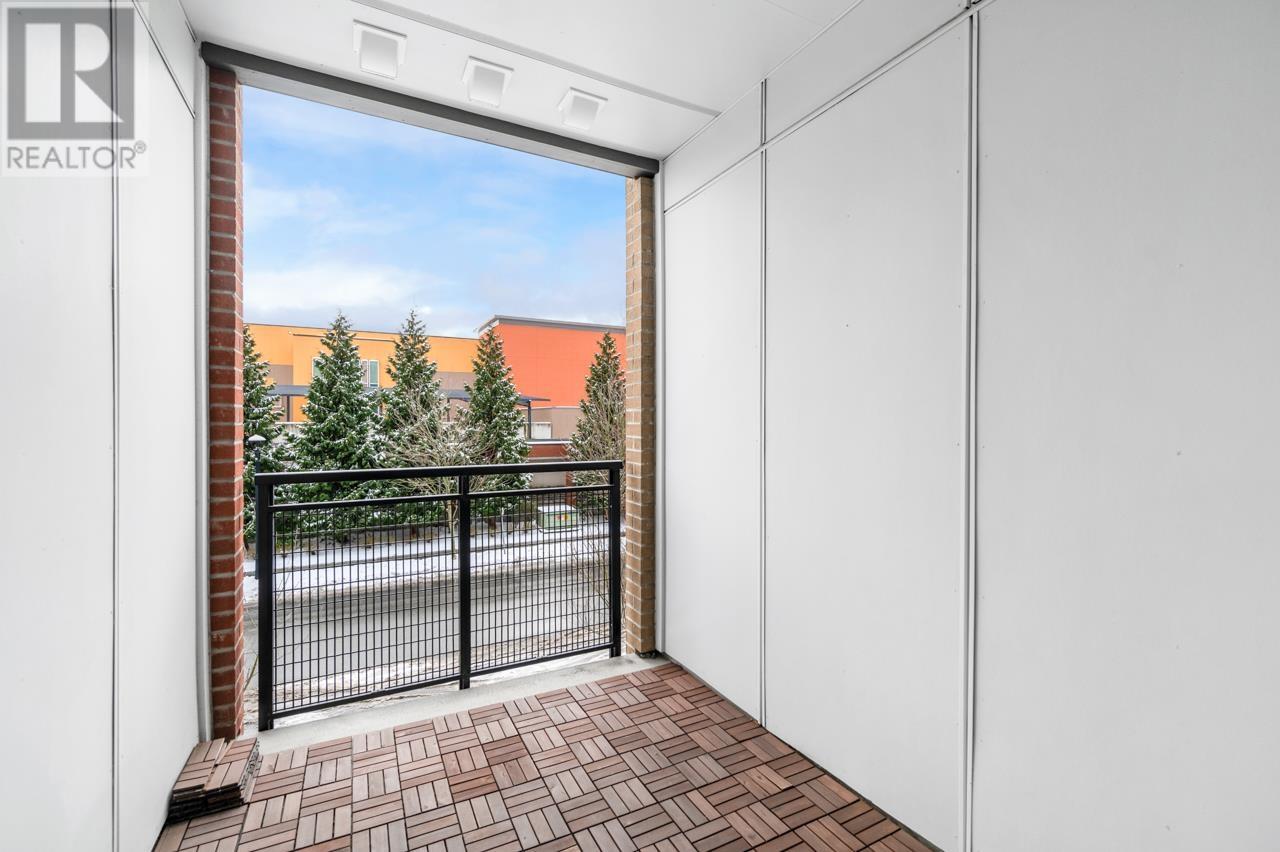 Listing Picture 12 of 17 : 227 9311 ALEXANDRA ROAD, Richmond / 烈治文 - 魯藝地產 Yvonne Lu Group - MLS Medallion Club Member