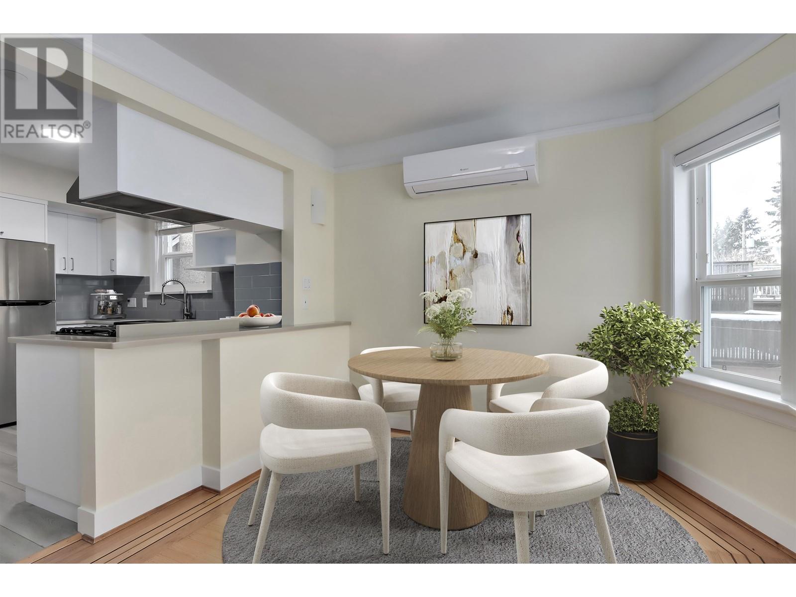 Listing Picture 13 of 24 : 207 W 19TH AVENUE, Vancouver / 溫哥華 - 魯藝地產 Yvonne Lu Group - MLS Medallion Club Member