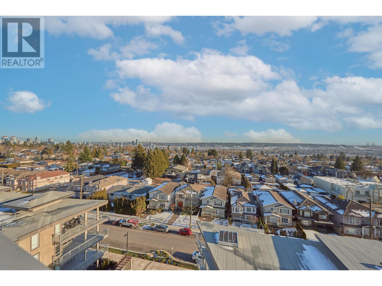 Listing Picture 5 of 29 : 802 7769 PARK CRESCENT, Burnaby / 本拿比 - 魯藝地產 Yvonne Lu Group - MLS Medallion Club Member