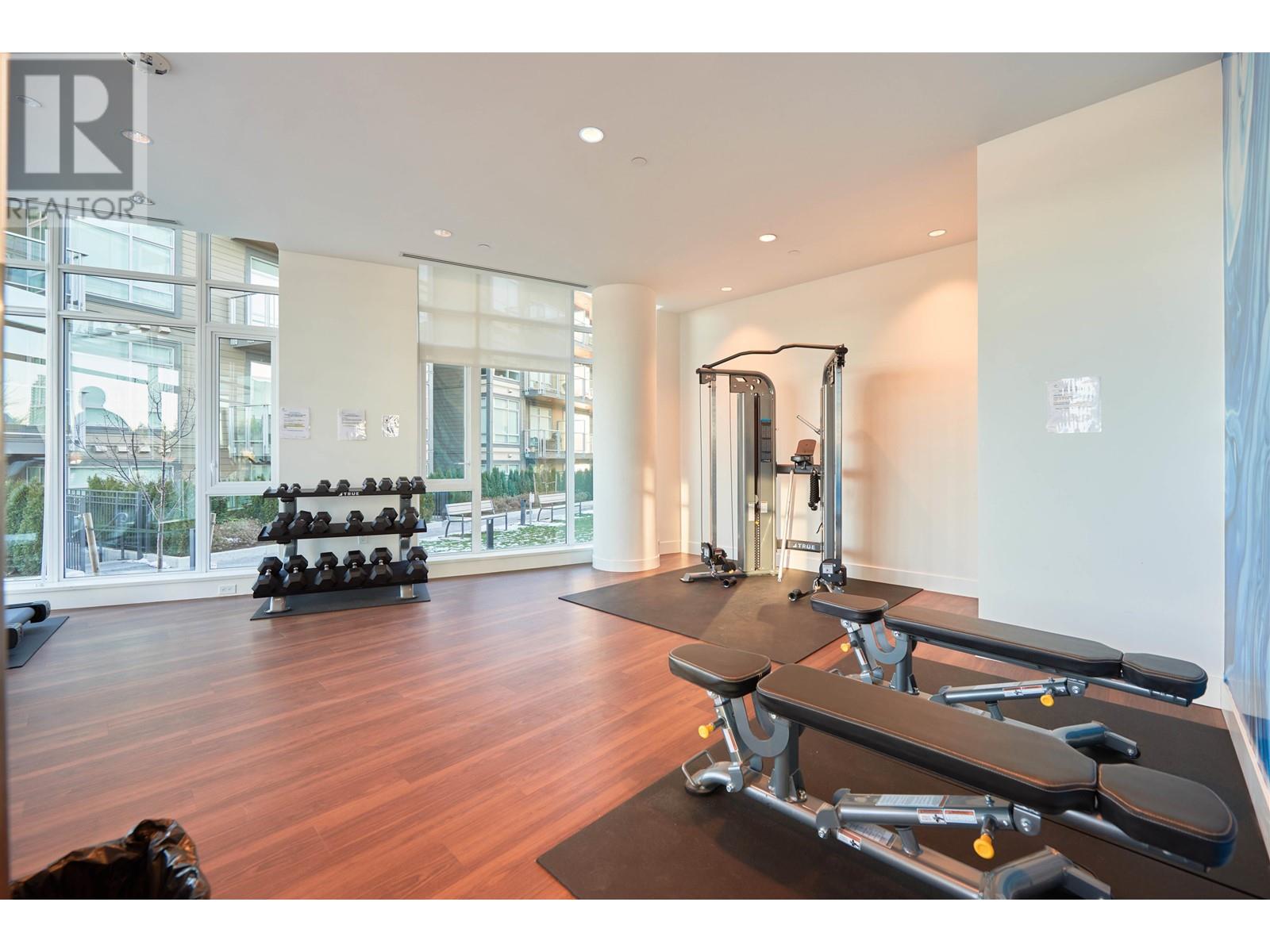 Listing Picture 8 of 29 : 802 7769 PARK CRESCENT, Burnaby / 本拿比 - 魯藝地產 Yvonne Lu Group - MLS Medallion Club Member