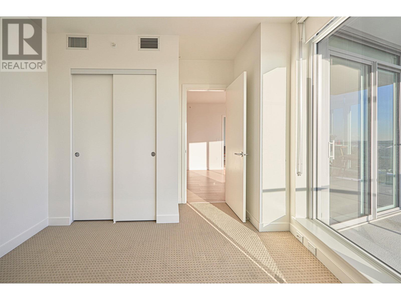 Listing Picture 17 of 29 : 802 7769 PARK CRESCENT, Burnaby / 本拿比 - 魯藝地產 Yvonne Lu Group - MLS Medallion Club Member