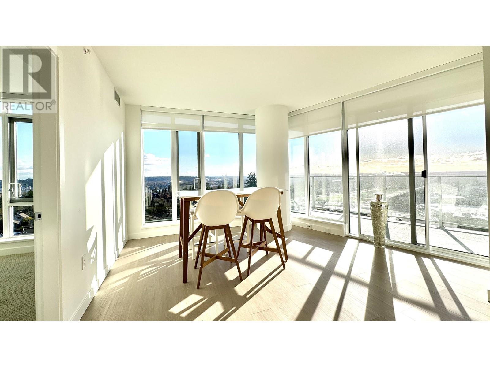 Listing Picture 10 of 29 : 802 7769 PARK CRESCENT, Burnaby / 本拿比 - 魯藝地產 Yvonne Lu Group - MLS Medallion Club Member