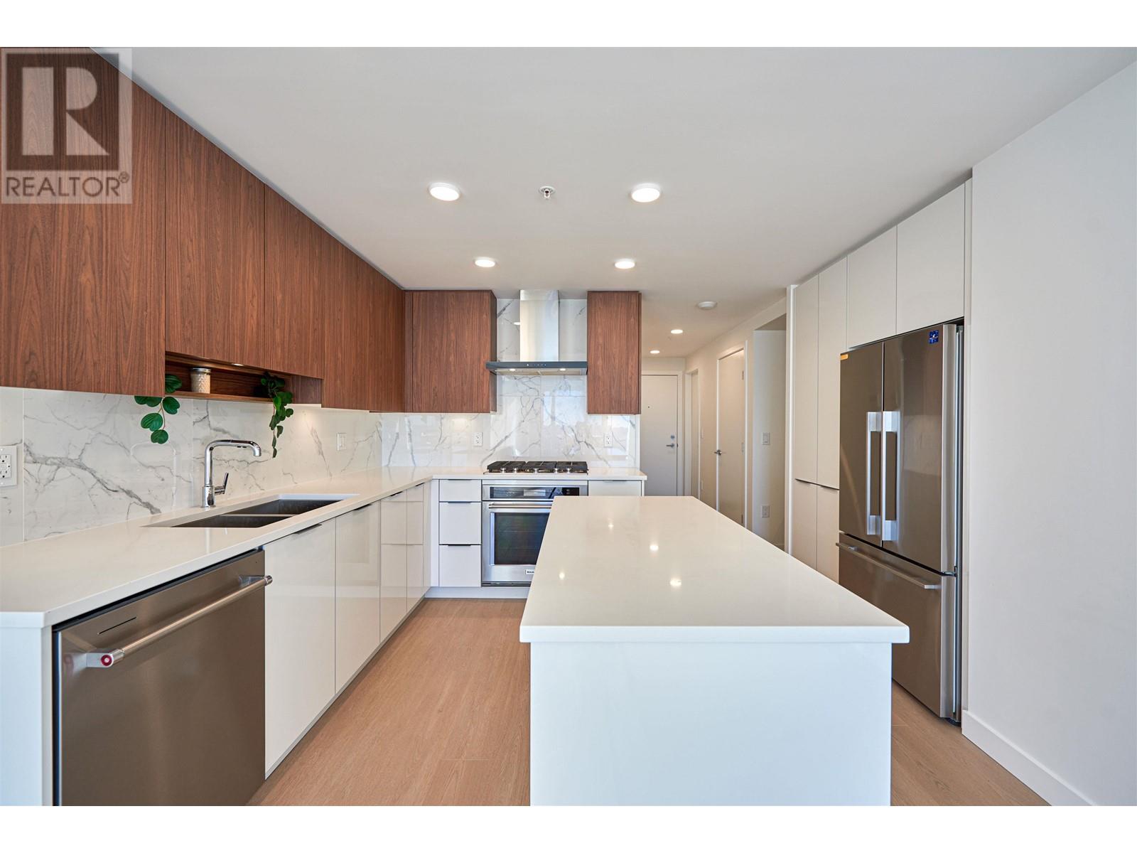 Listing Picture 26 of 29 : 802 7769 PARK CRESCENT, Burnaby / 本拿比 - 魯藝地產 Yvonne Lu Group - MLS Medallion Club Member