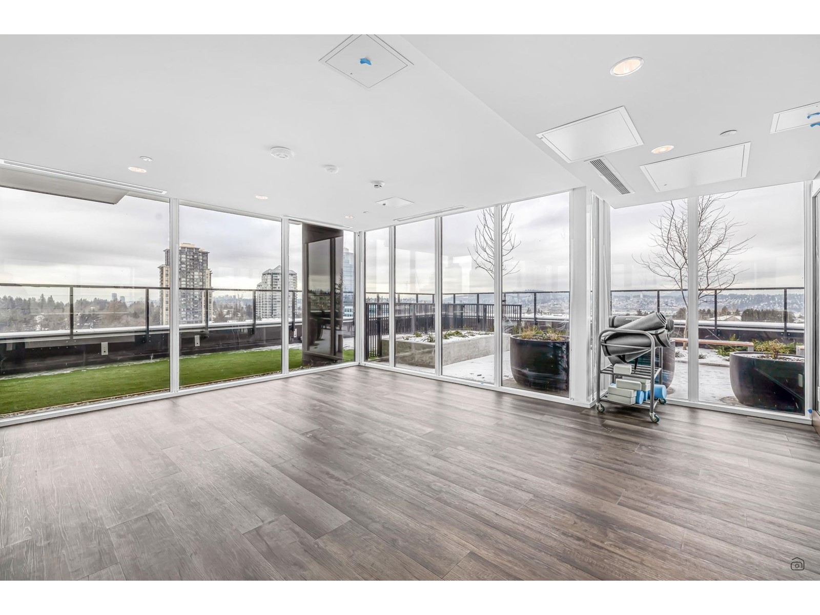 1208 10750 135a Street, Surrey, British Columbia  V3T 0V4 - Photo 28 - R2964905