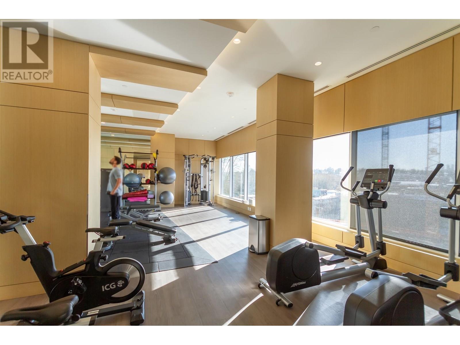Listing Picture 27 of 31 : 505 4890 LOUGHEED HIGHWAY, Burnaby / 本拿比 - 魯藝地產 Yvonne Lu Group - MLS Medallion Club Member