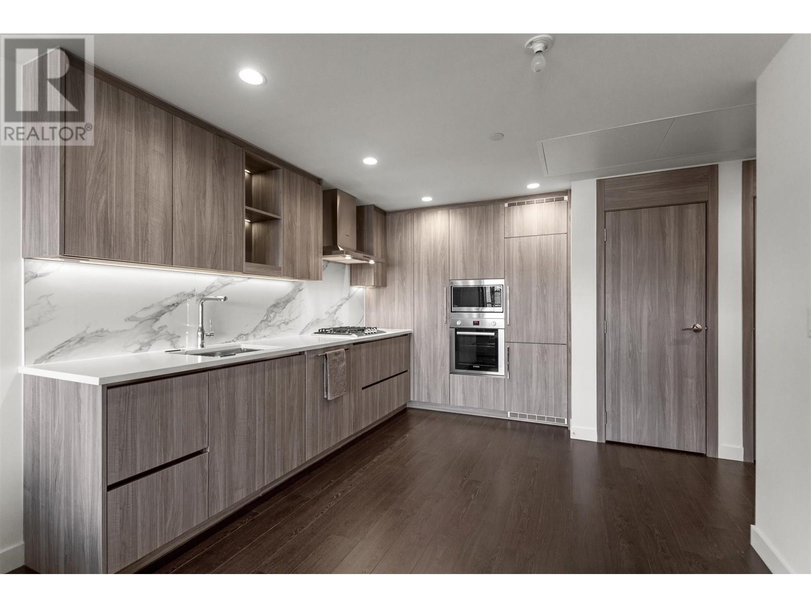 Listing Picture 11 of 31 : 505 4890 LOUGHEED HIGHWAY, Burnaby / 本拿比 - 魯藝地產 Yvonne Lu Group - MLS Medallion Club Member