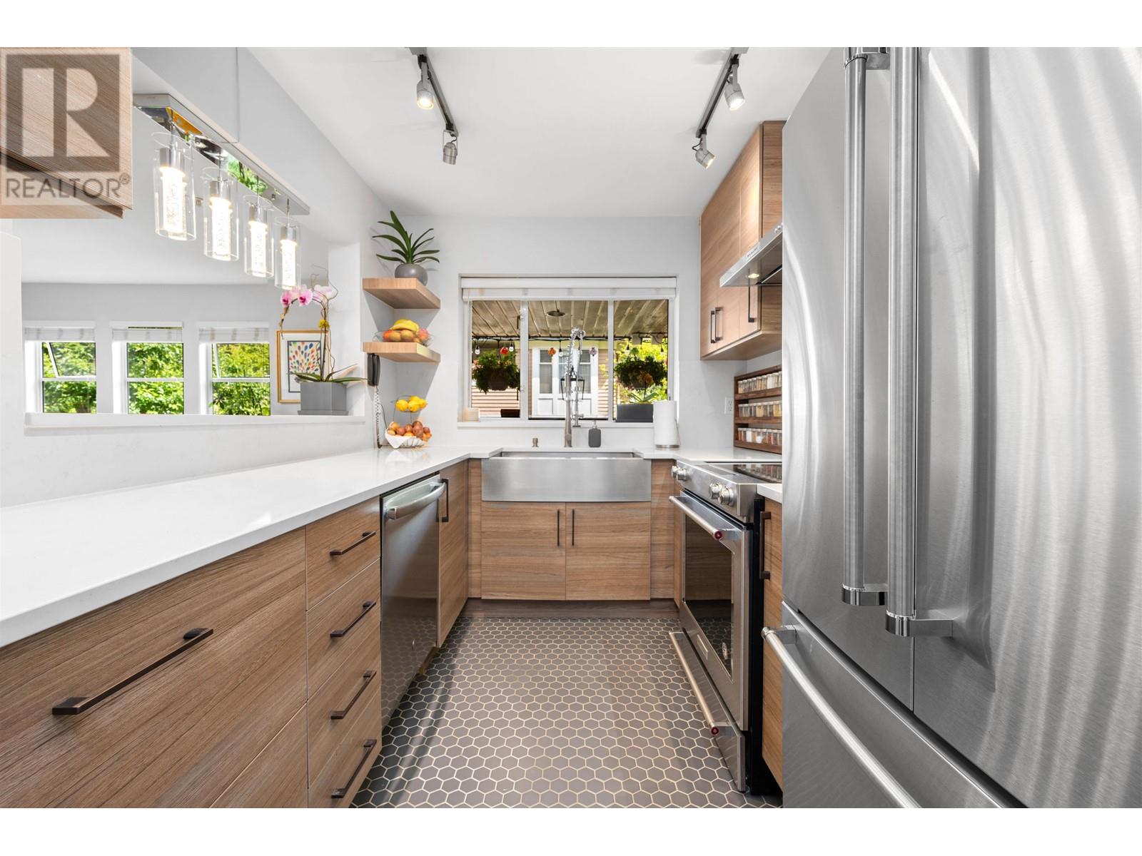 E204 623 W 14TH AVENUE, Vancouver