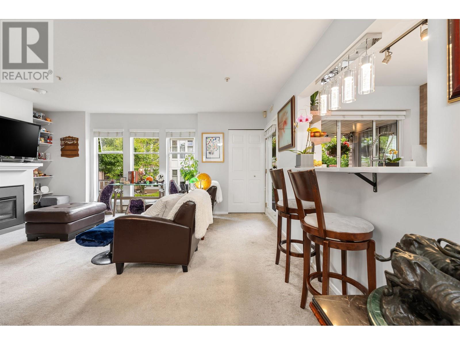 Listing Picture 10 of 33 : E204 623 W 14TH AVENUE, Vancouver / 溫哥華 - 魯藝地產 Yvonne Lu Group - MLS Medallion Club Member