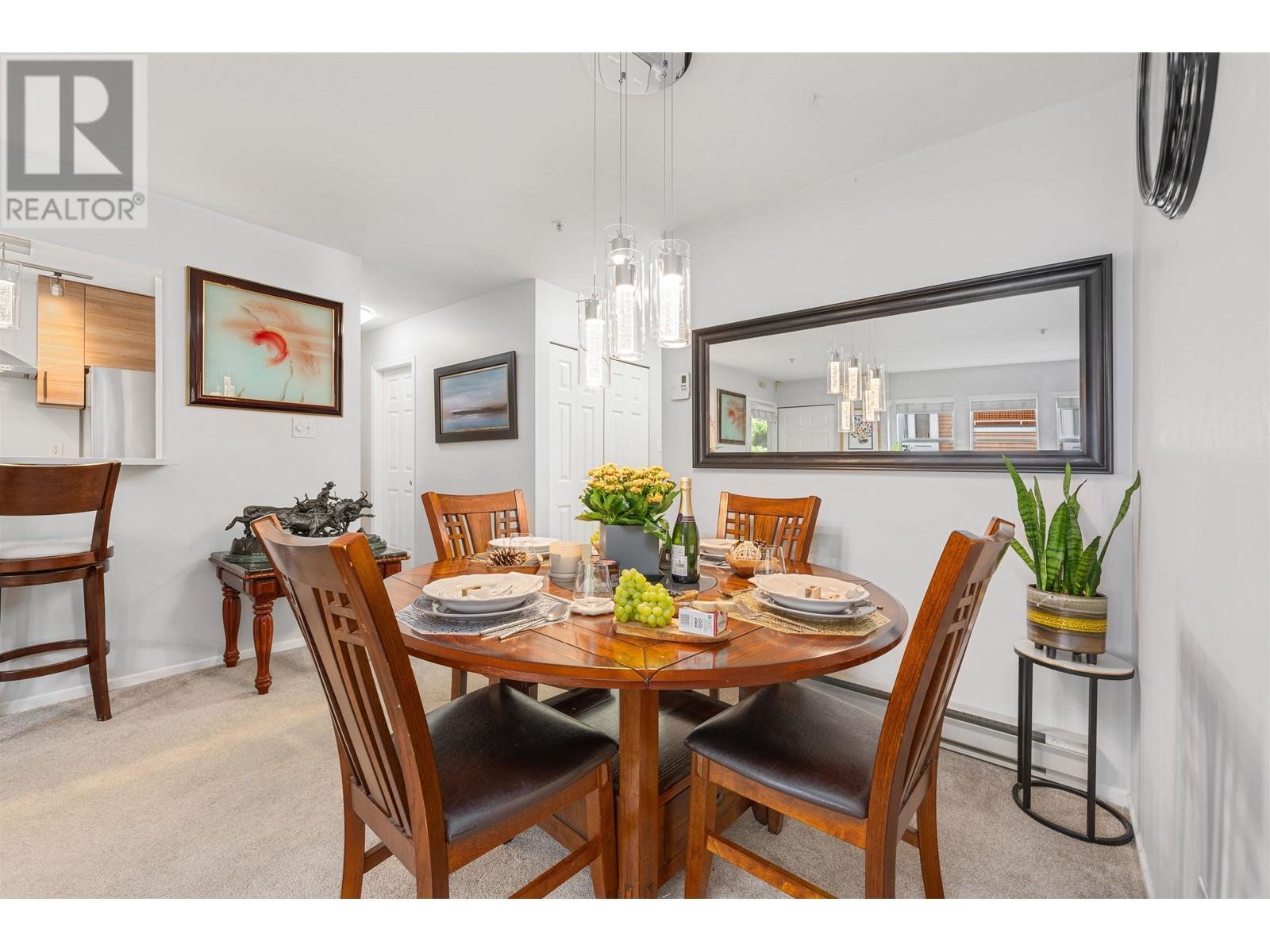 Listing Picture 15 of 33 : E204 623 W 14TH AVENUE, Vancouver / 溫哥華 - 魯藝地產 Yvonne Lu Group - MLS Medallion Club Member