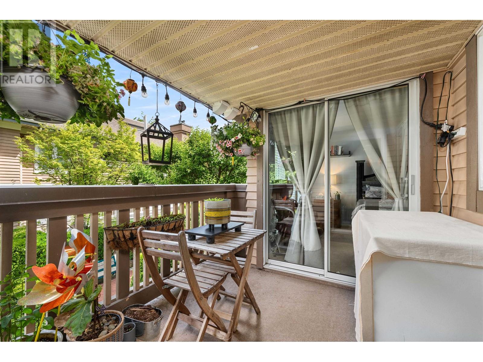 Listing Picture 23 of 33 : E204 623 W 14TH AVENUE, Vancouver / 溫哥華 - 魯藝地產 Yvonne Lu Group - MLS Medallion Club Member