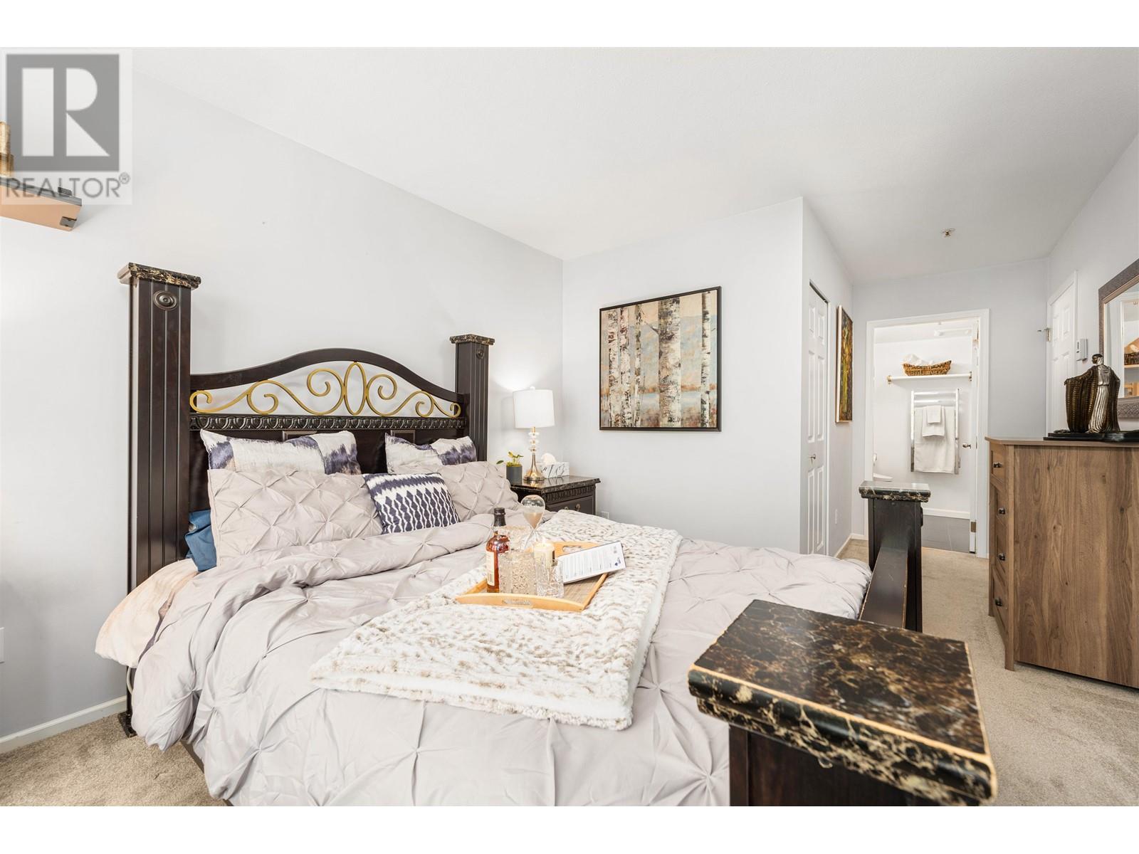 Listing Picture 4 of 33 : E204 623 W 14TH AVENUE, Vancouver / 溫哥華 - 魯藝地產 Yvonne Lu Group - MLS Medallion Club Member