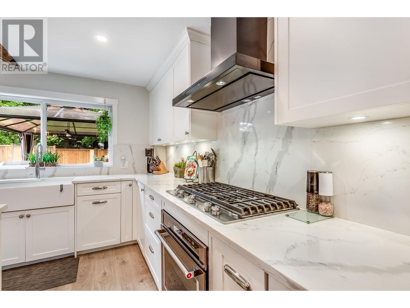2130 York Place, Port Coquitlam, British Columbia  V3C 1H5 - Photo 13 - R2968156
