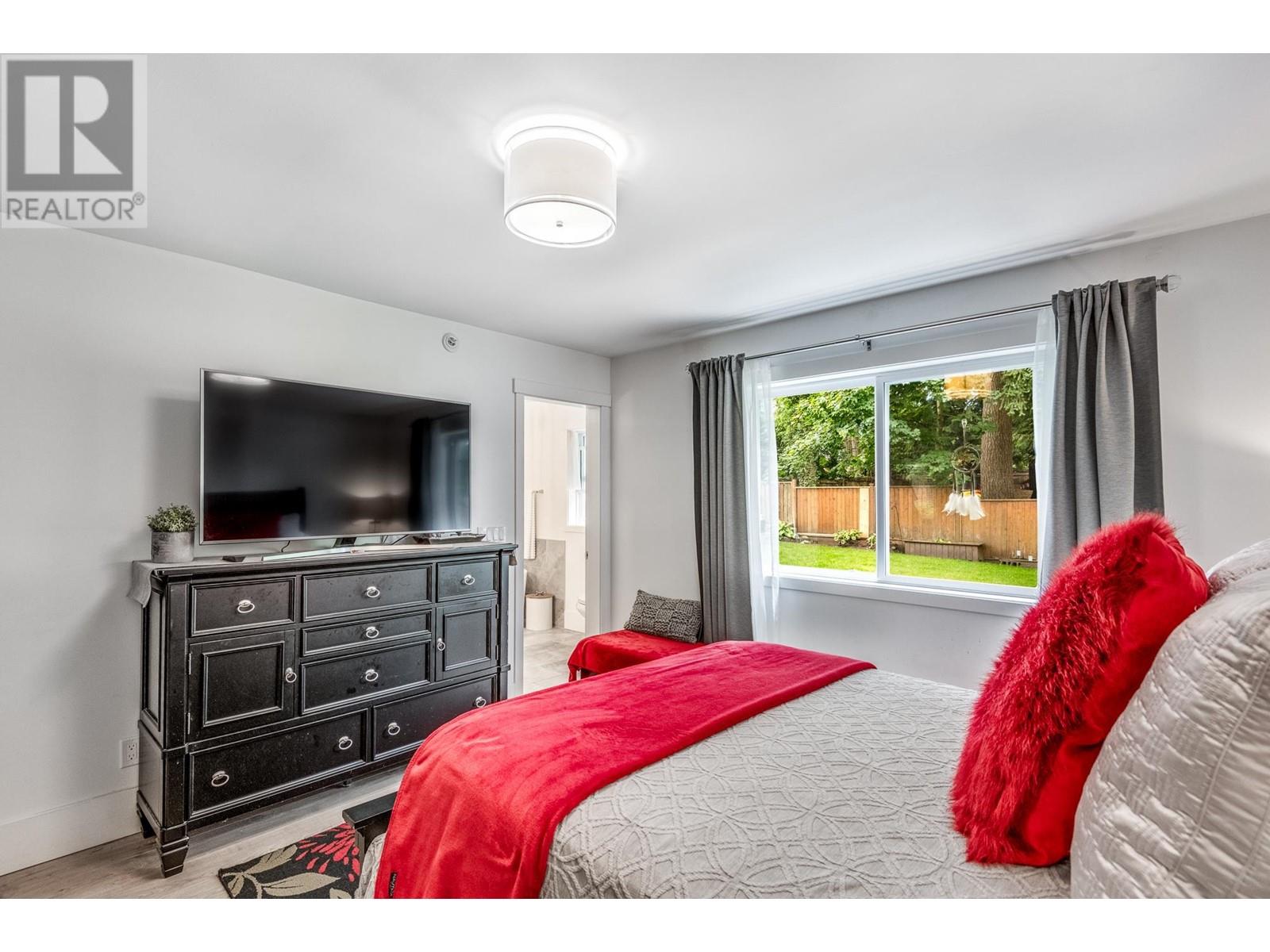 2130 York Place, Port Coquitlam, British Columbia  V3C 1H5 - Photo 17 - R2968156