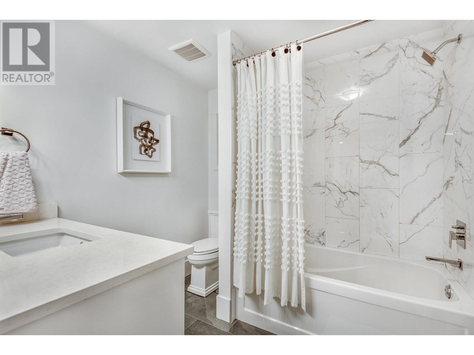 2130 York Place, Port Coquitlam, British Columbia  V3C 1H5 - Photo 26 - R2968156