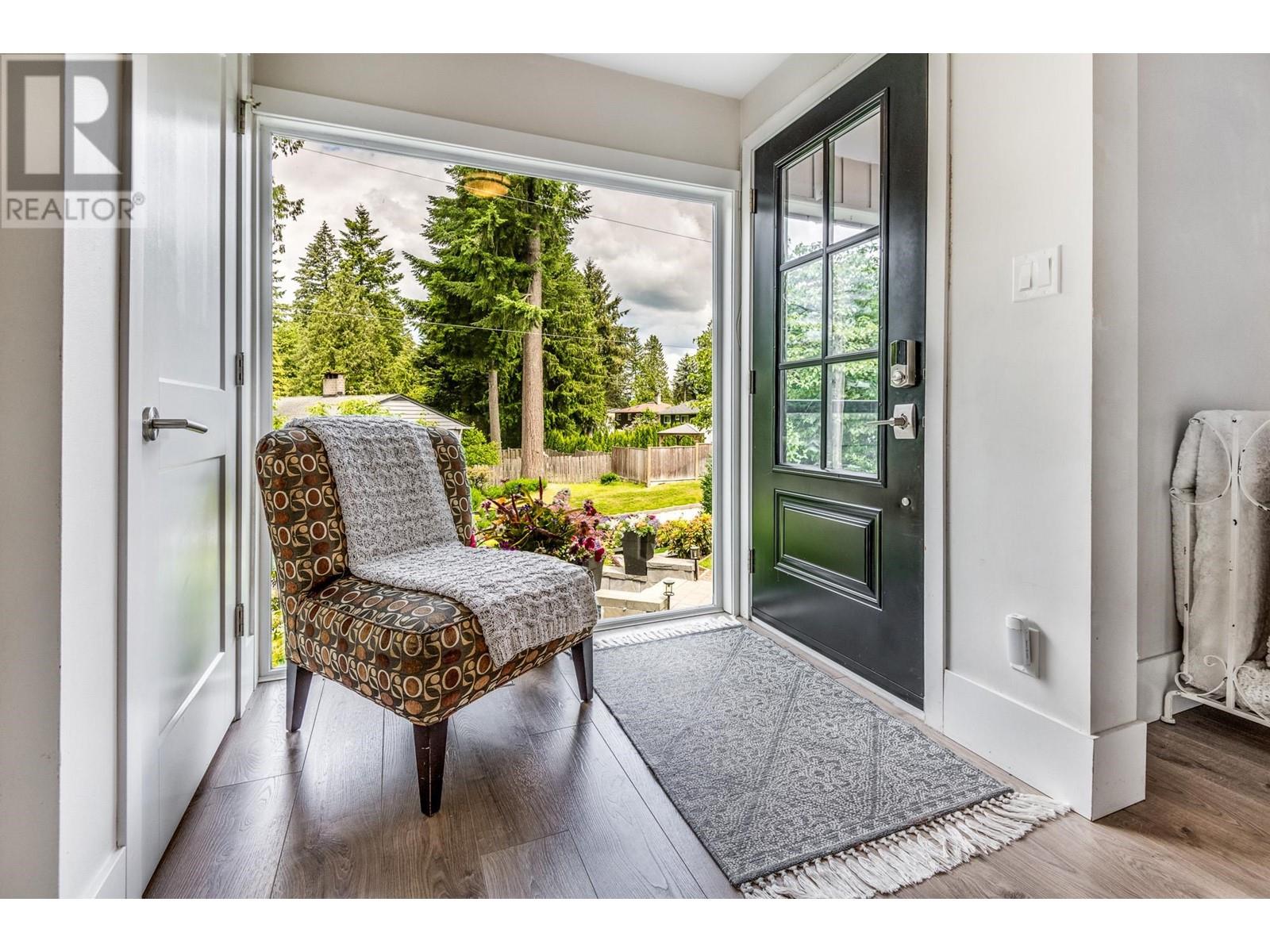 2130 York Place, Port Coquitlam, British Columbia  V3C 1H5 - Photo 4 - R2968156