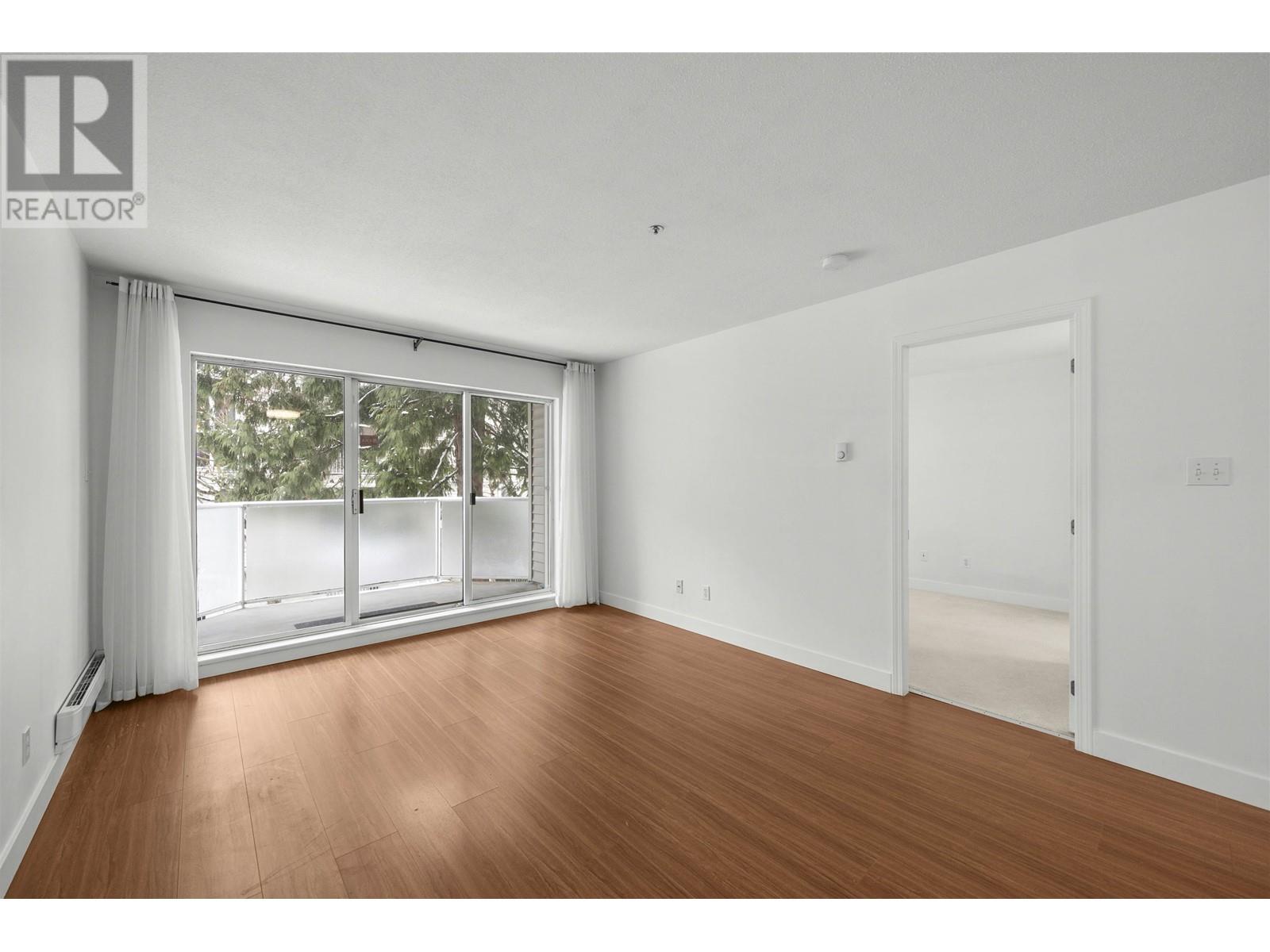 Listing Picture 7 of 26 : 208 7031 BLUNDELL ROAD, Richmond / 烈治文 - 魯藝地產 Yvonne Lu Group - MLS Medallion Club Member