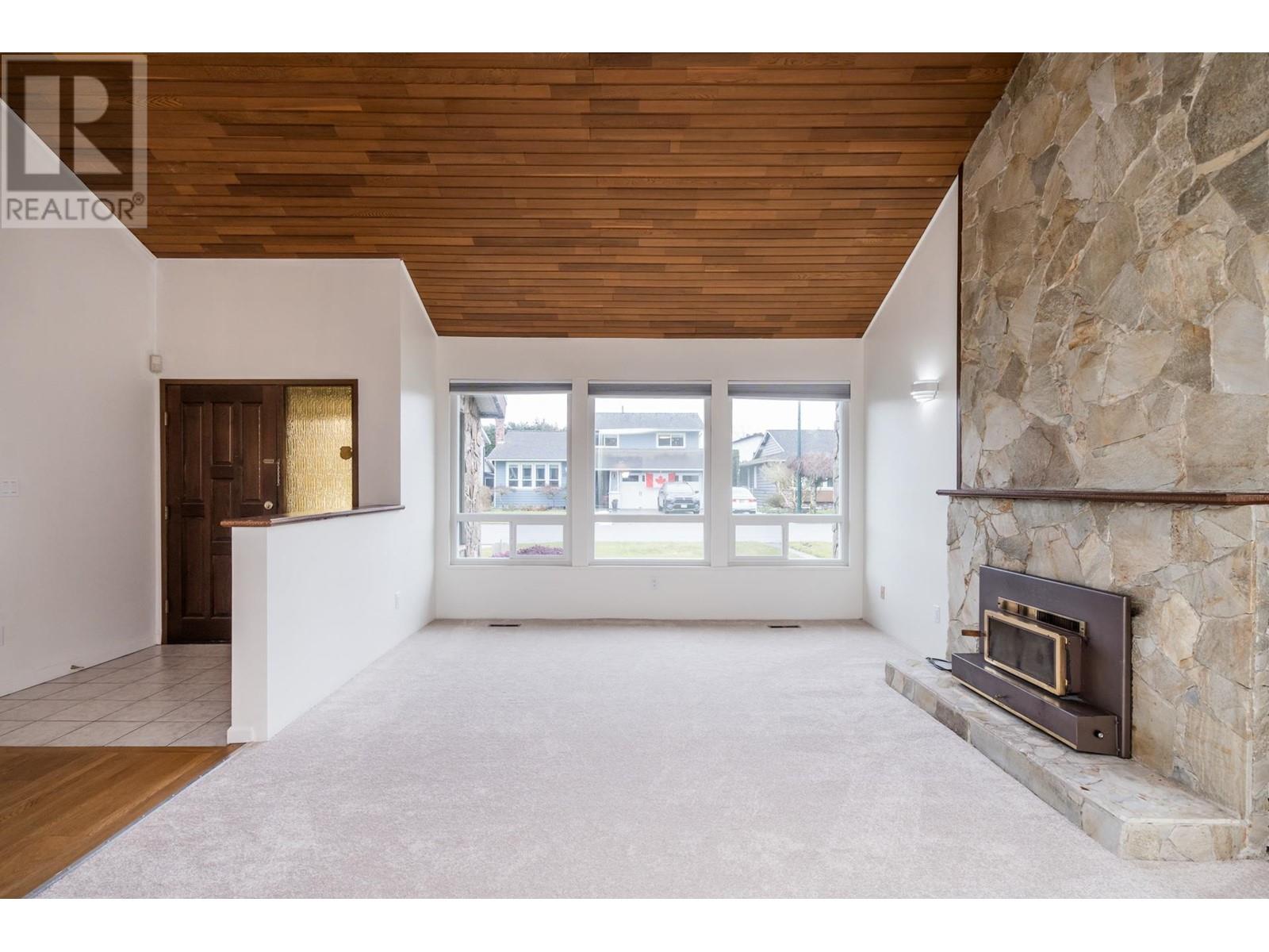 Property at 5175 BENTLEY PLACE image 4