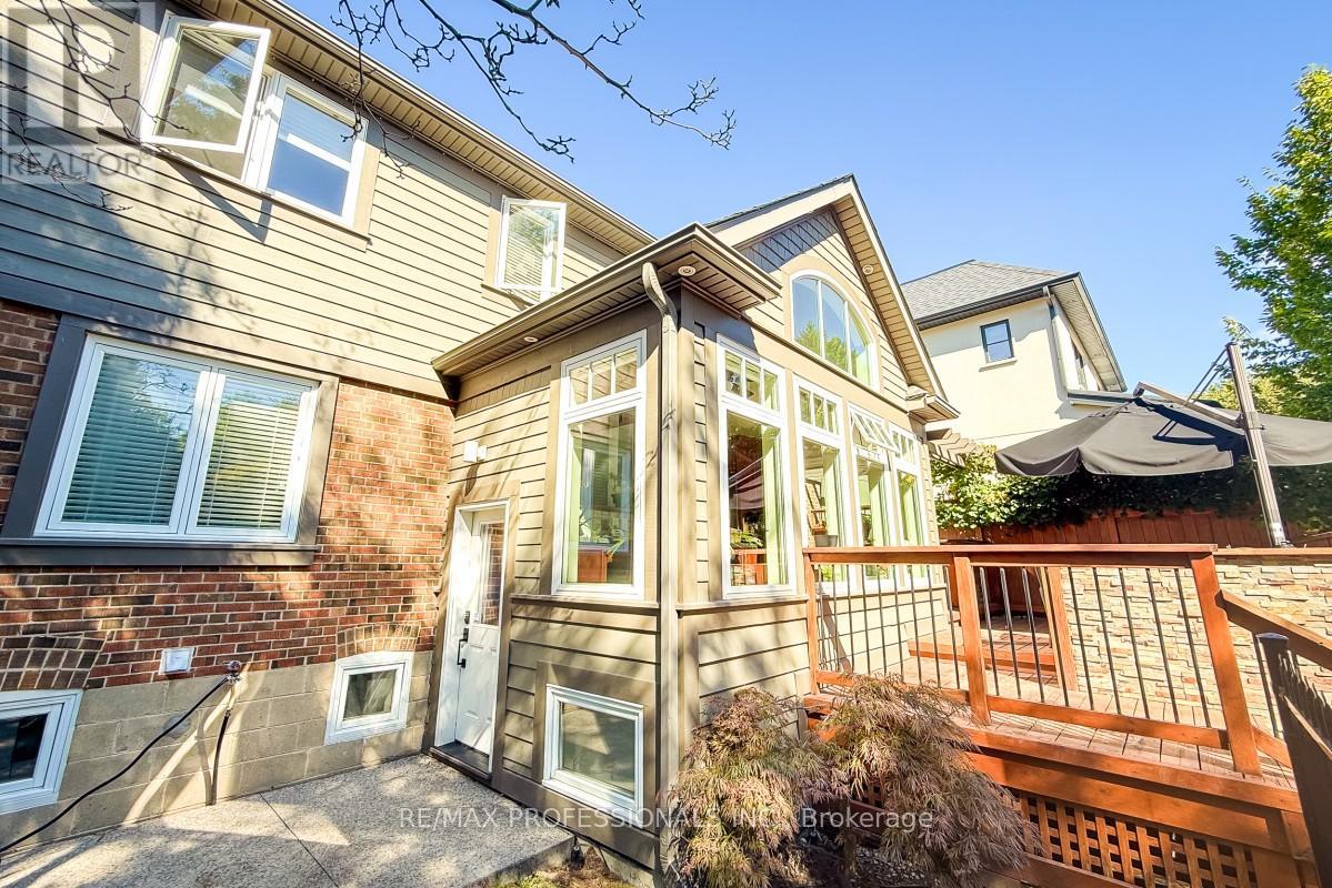 7 Elderidge Avenue, Toronto, Ontario  M8Y 2C4 - Photo 45 - W11977767