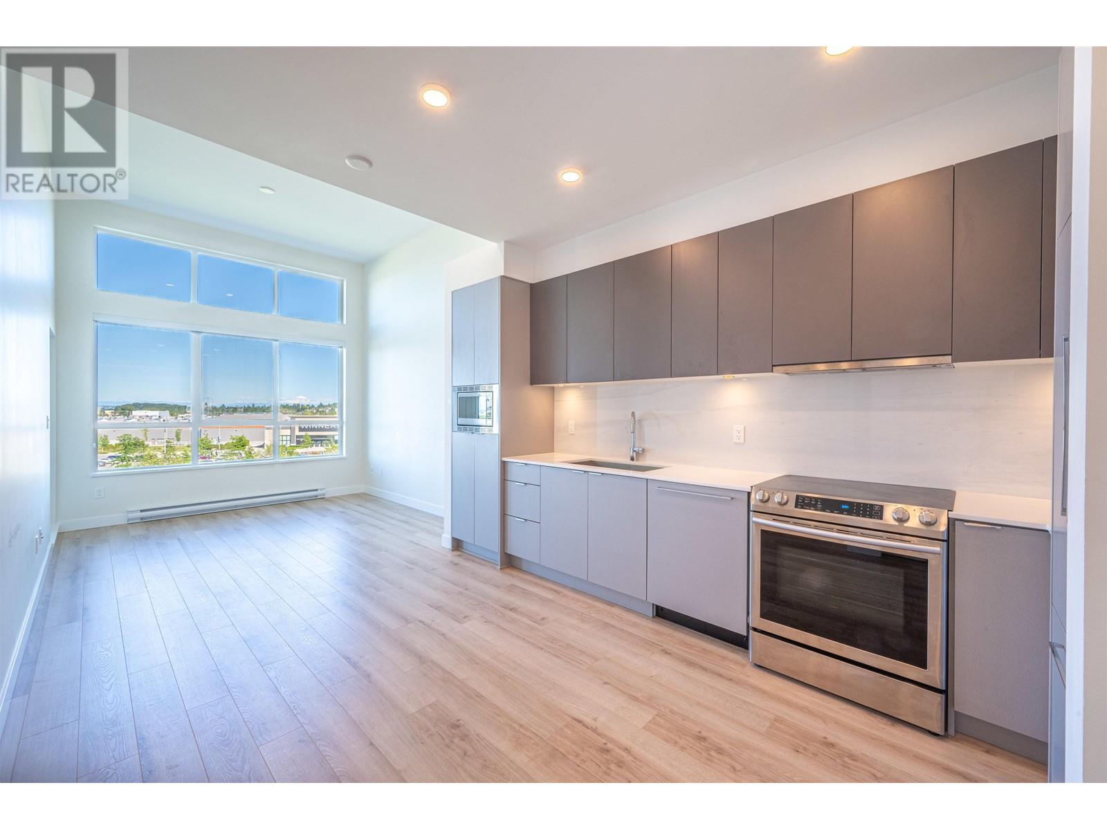 423 1892 STARLING DRIVE, delta, British Columbia V4M0C7