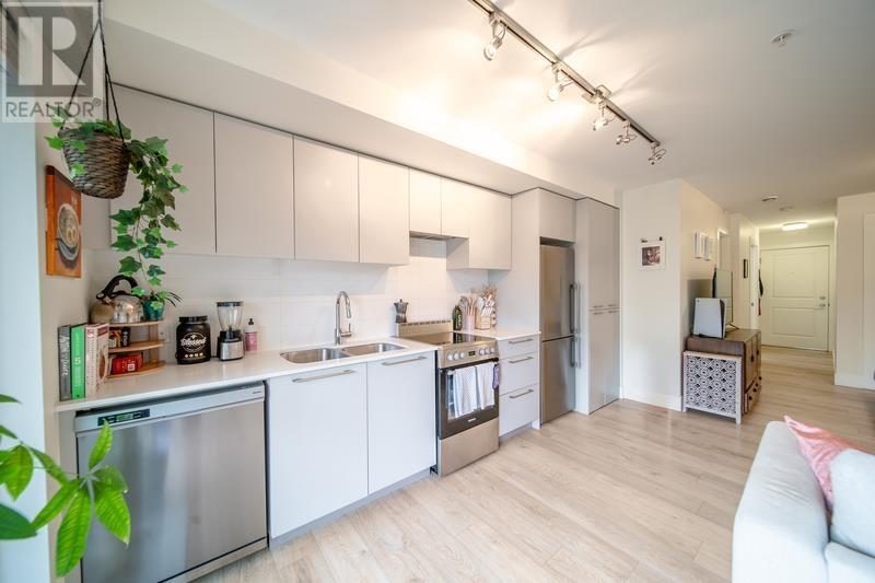 201 1661 E 2nd Avenue, Vancouver, British Columbia  V5N 1E1 - Photo 3 - R2968176