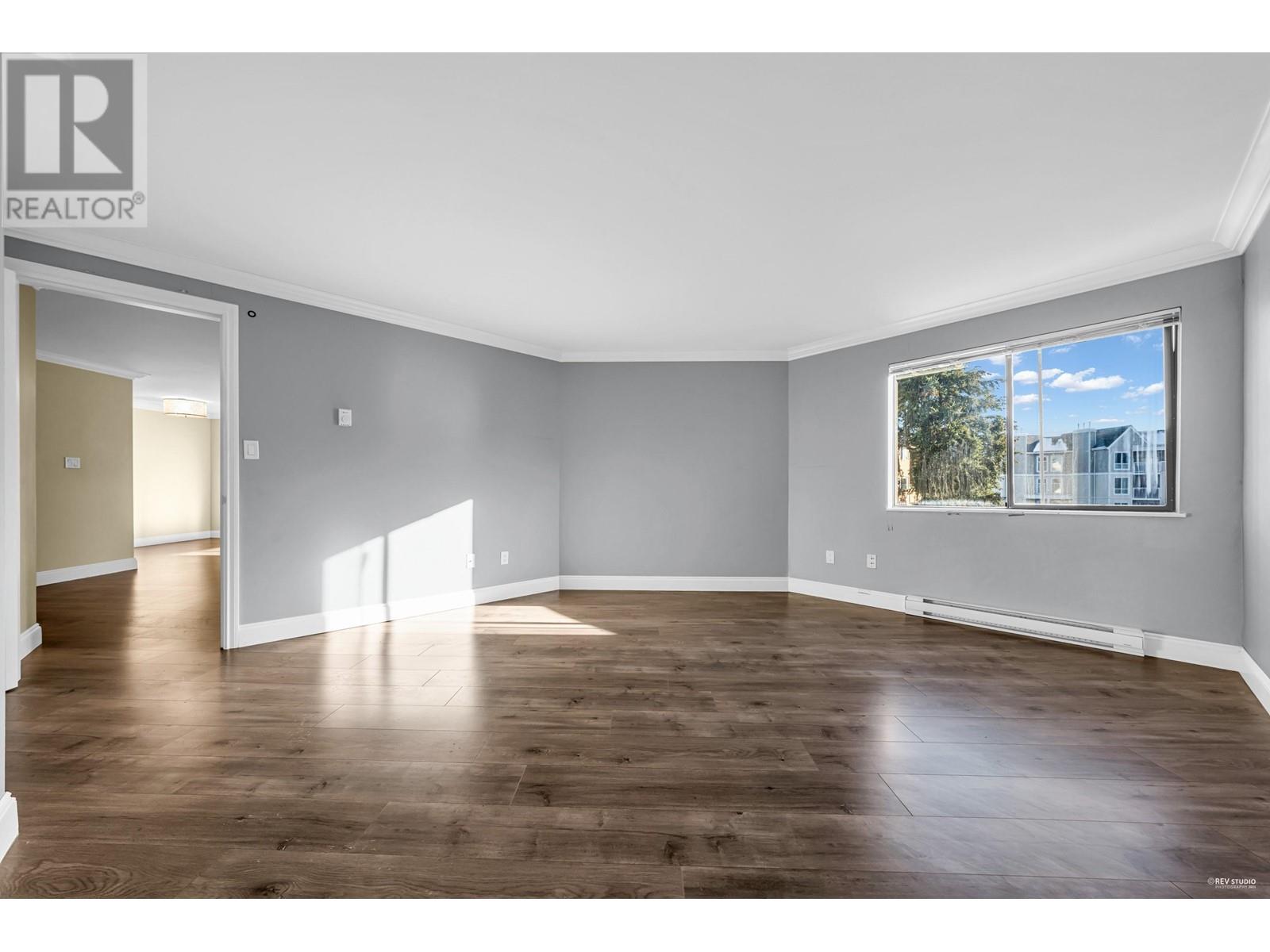 Listing Picture 14 of 26 : 214 7295 MOFFATT ROAD, Richmond / 烈治文 - 魯藝地產 Yvonne Lu Group - MLS Medallion Club Member