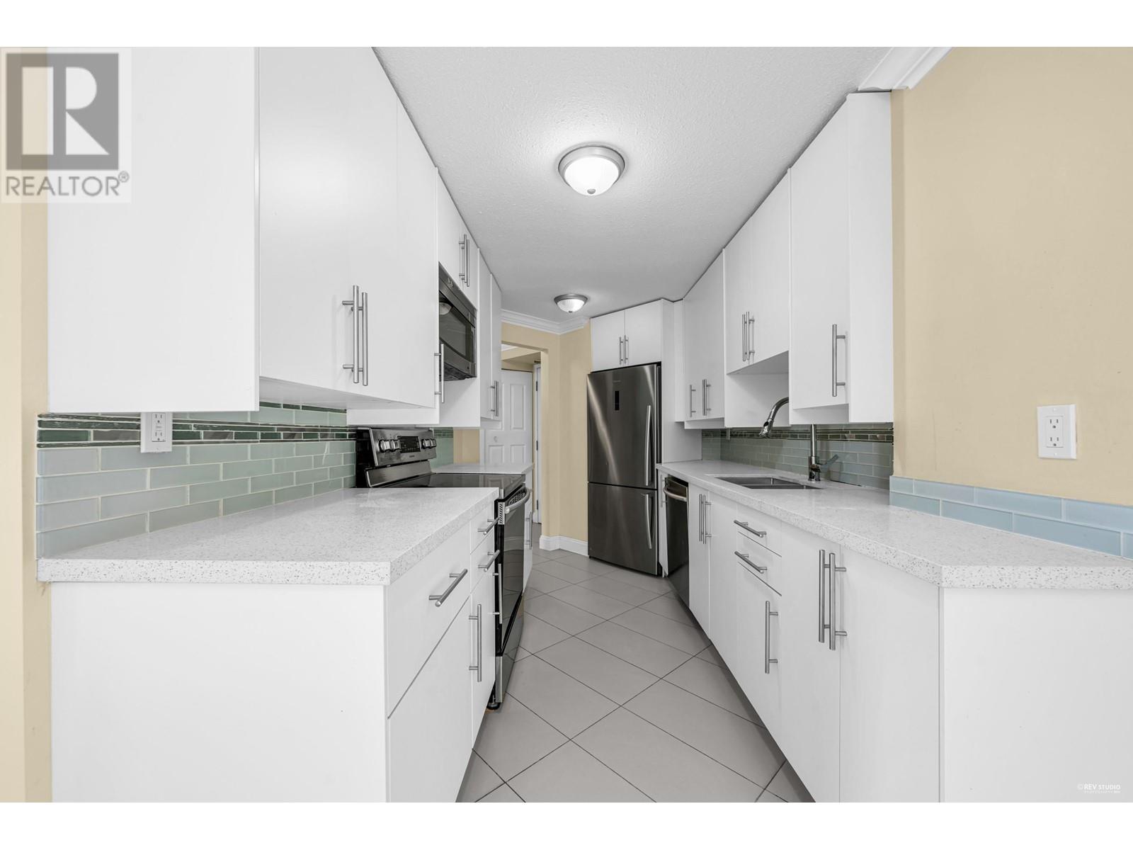Listing Picture 4 of 26 : 214 7295 MOFFATT ROAD, Richmond / 烈治文 - 魯藝地產 Yvonne Lu Group - MLS Medallion Club Member