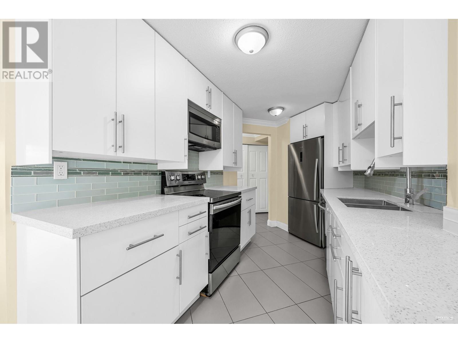 Listing Picture 5 of 26 : 214 7295 MOFFATT ROAD, Richmond / 烈治文 - 魯藝地產 Yvonne Lu Group - MLS Medallion Club Member