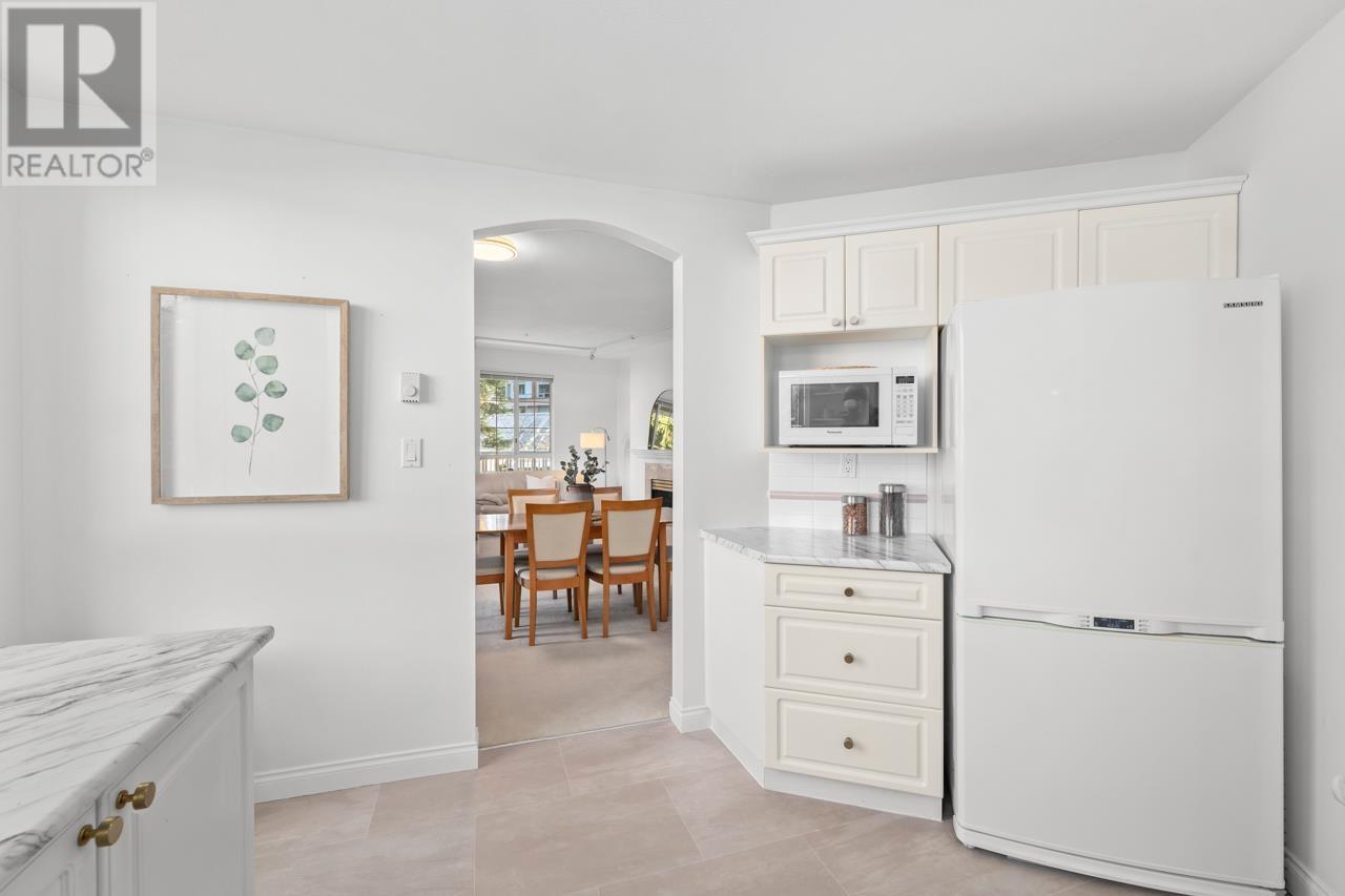 Listing Picture 10 of 36 : 220 5835 HAMPTON PLACE, Vancouver / 溫哥華 - 魯藝地產 Yvonne Lu Group - MLS Medallion Club Member